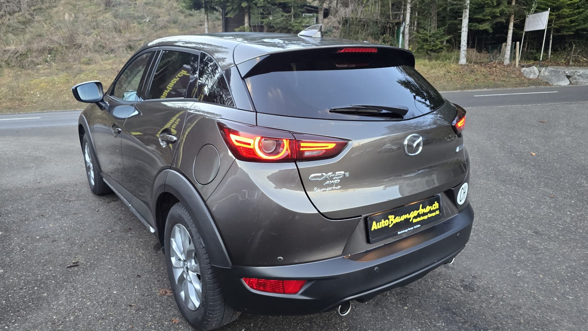 MAZDA CX-3 SKYACTIV-G 150 Revolution AWD Automat-image-5