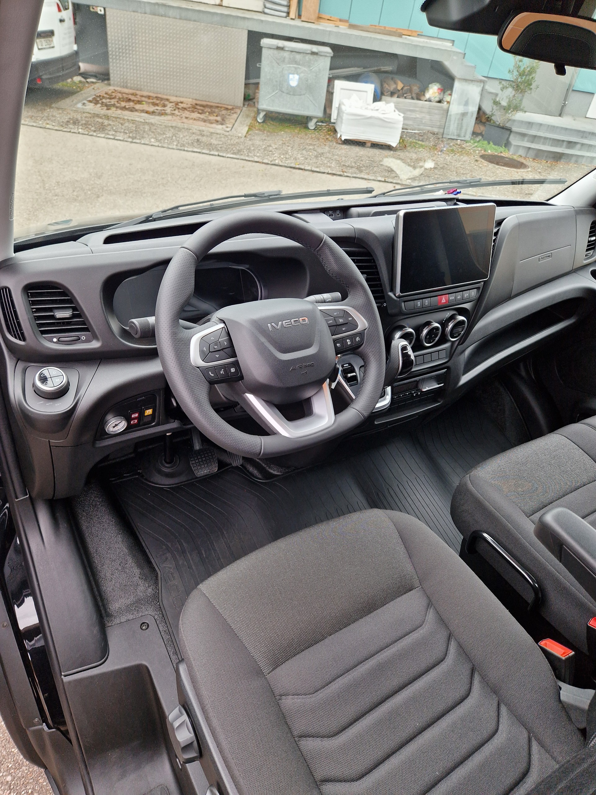 IVECO Daily 50C21 Hi-Matic (Sattelschlepper)-image-3