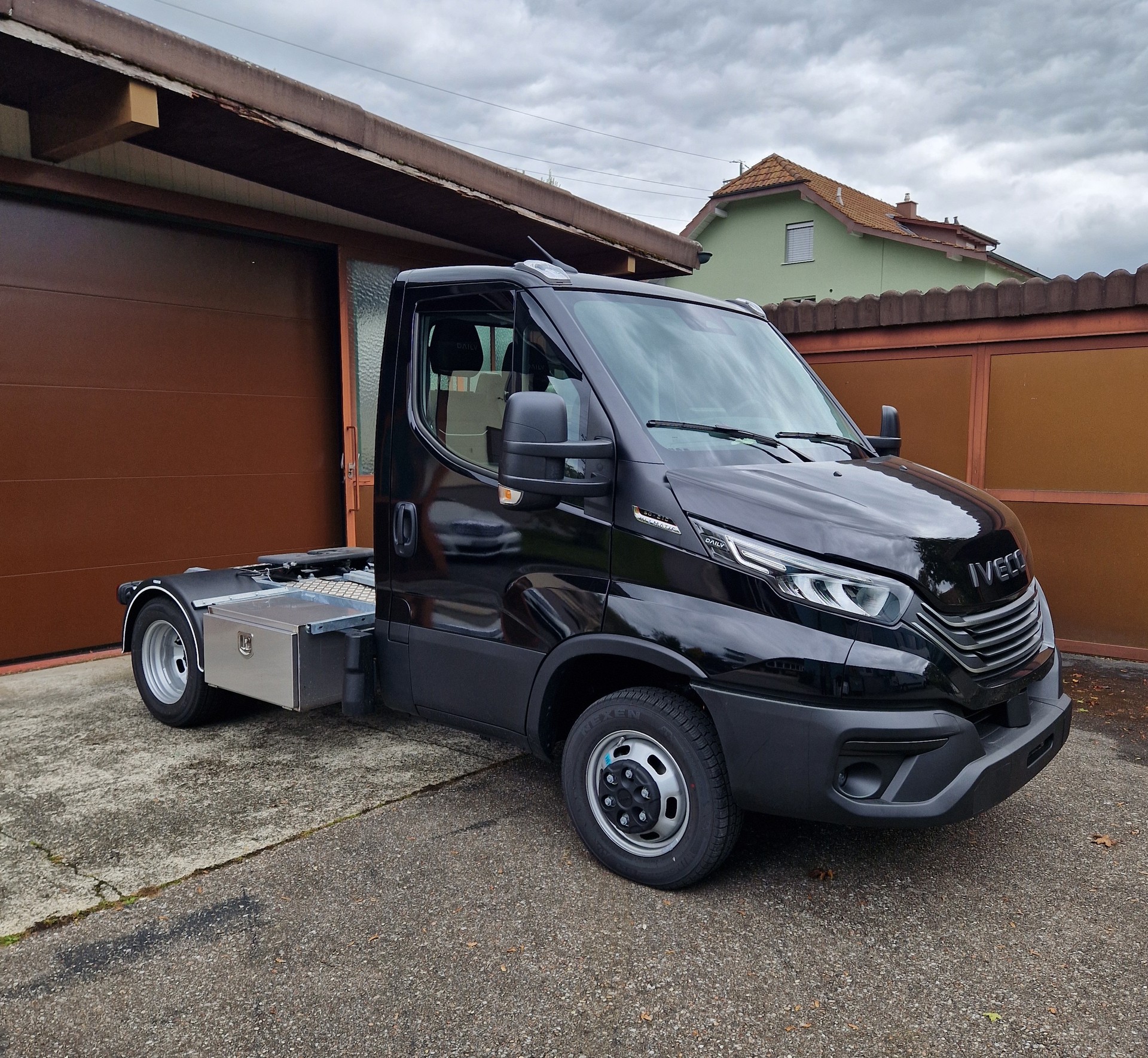 IVECO Daily 50C21 Hi-Matic (Sattelschlepper)-image-1