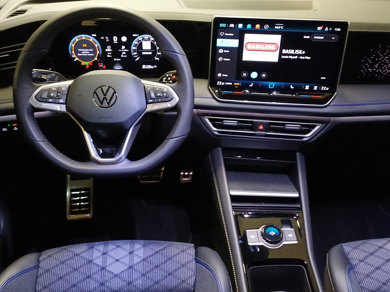 VW Tiguan 2.0 TSI DSG R-Line 4Motion-image-8