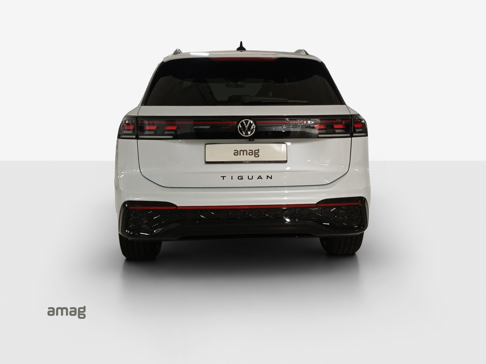 VW Tiguan 2.0 TSI DSG R-Line 4Motion-showroom-element-3