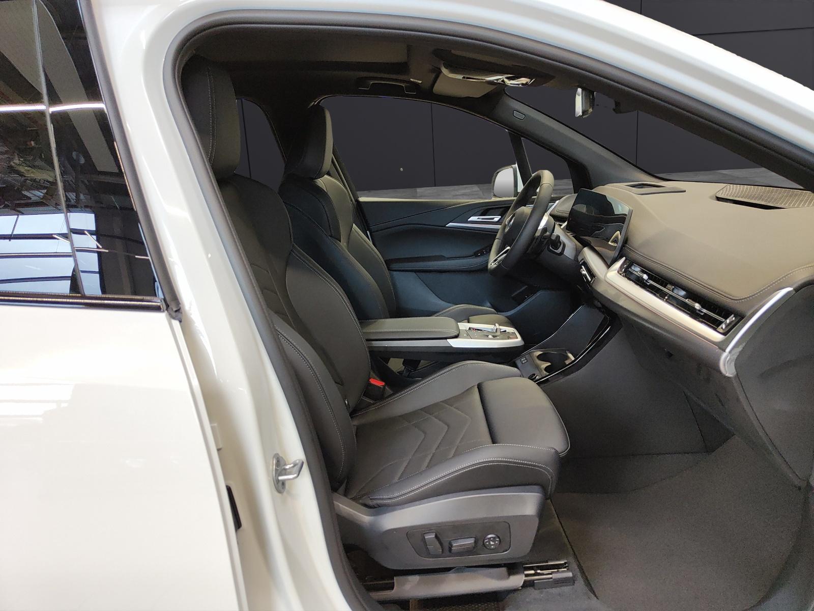 BMW 223d xDrive Active Tourer-image-7