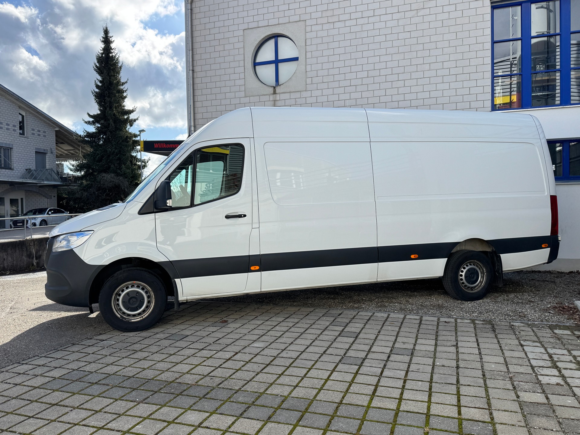 MERCEDES-BENZ Sprinter 315 Kaw. 4325 L 2.0 CDI 150-showroom-element-1