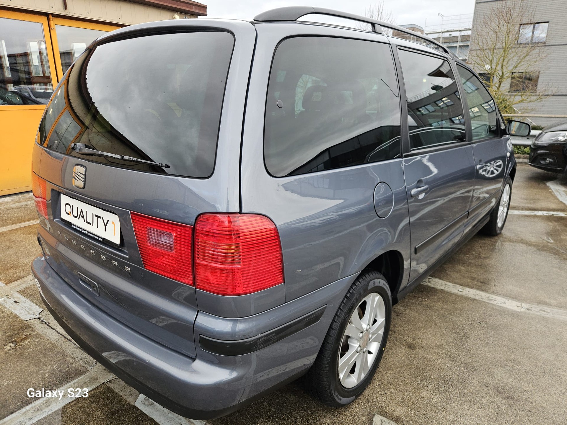SEAT Alhambra 2.0 TDI Reference-image-3