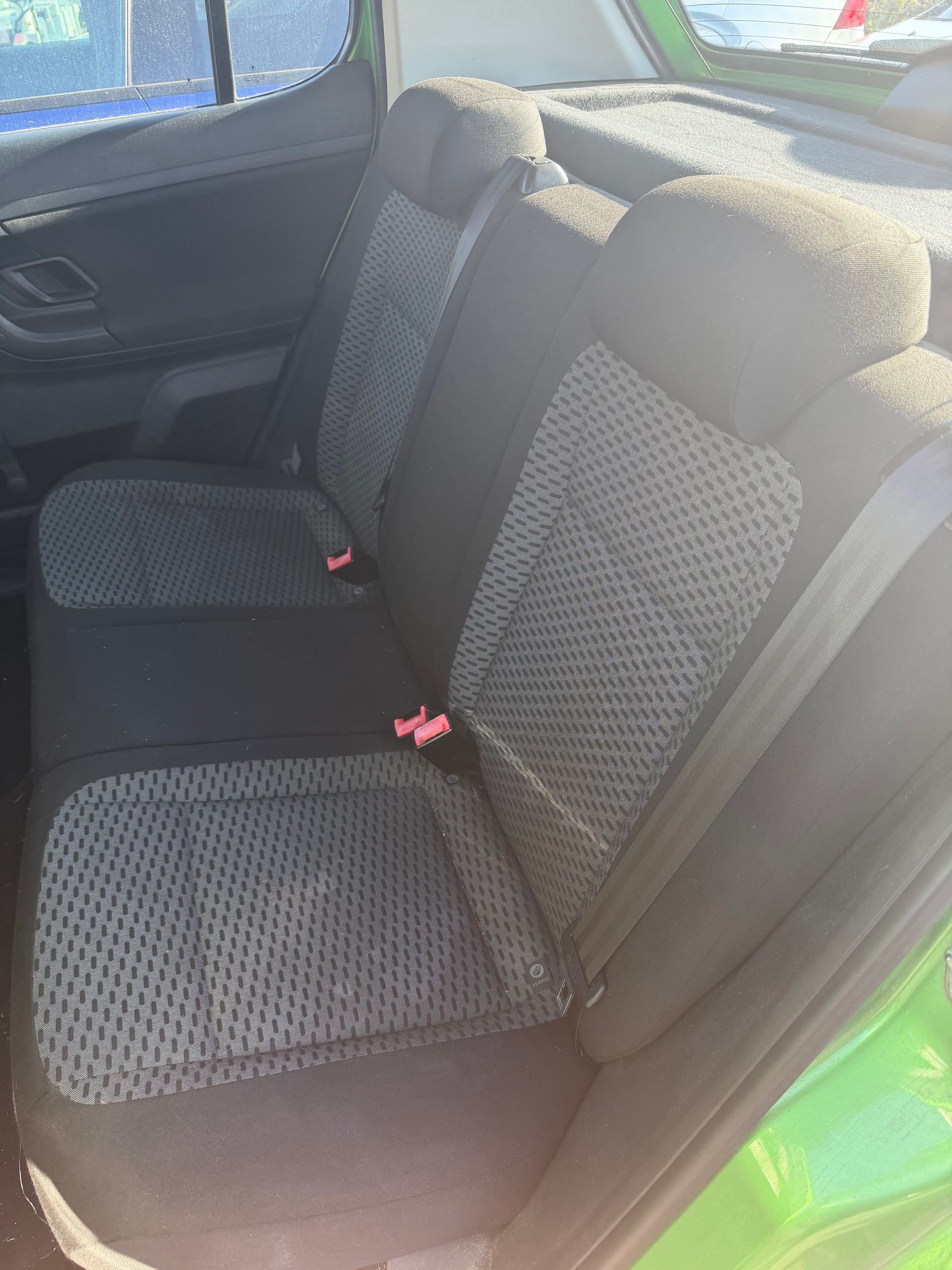 SKODA Fabia 1.2 Ambition-image-9