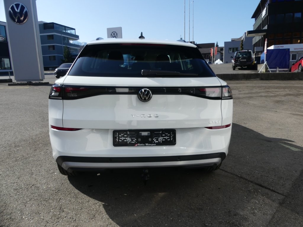 VW T-Roc 1.5 eTSI mHEV Trend DSG-image-2