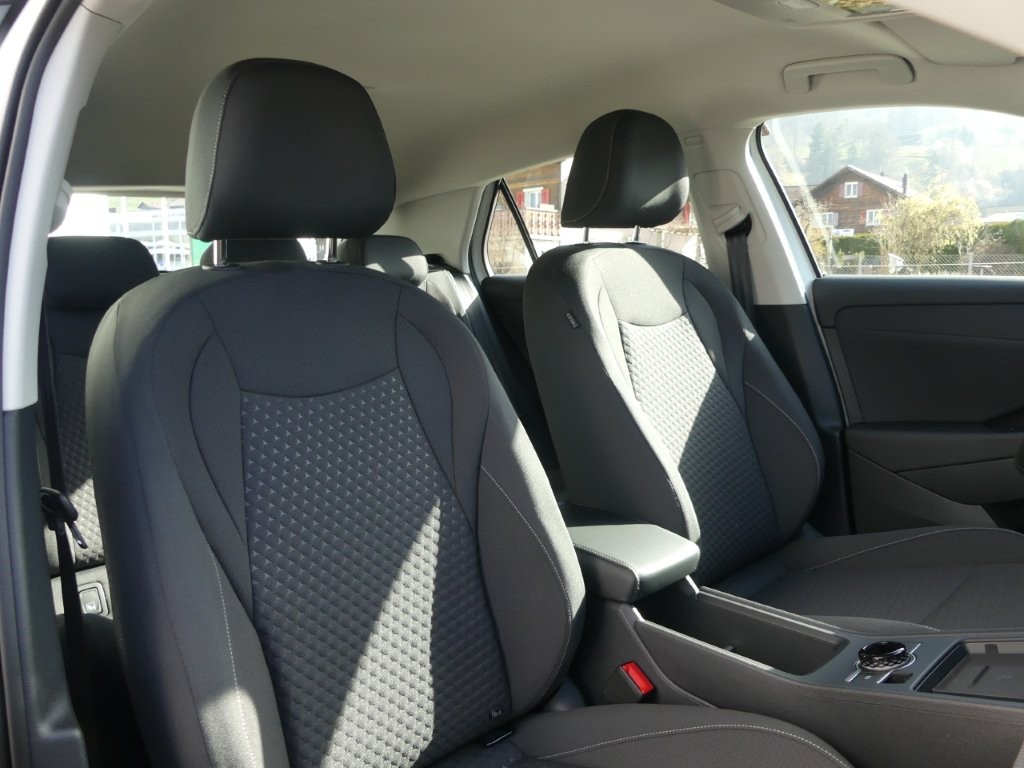 VW T-Roc 1.5 eTSI mHEV Trend DSG-image-10