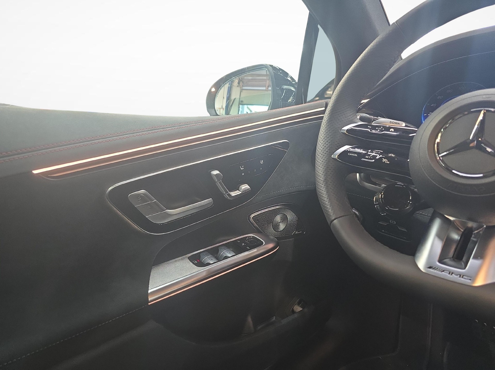 MERCEDES-BENZ AMG EQE 53 4MATIC+ Executive Edition Limousine-image-6