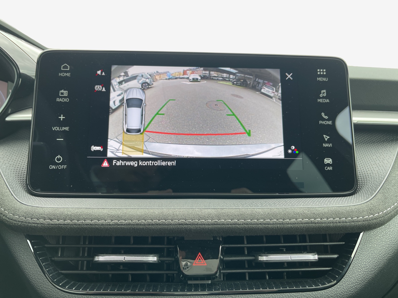 SKODA Fabia 1.0 TSI Selection-image-14
