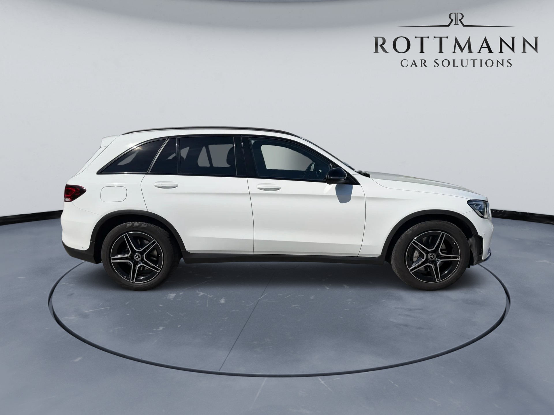 MERCEDES-BENZ GLC 220 d AMG Line 4Matic 9G-Tronic-image-4