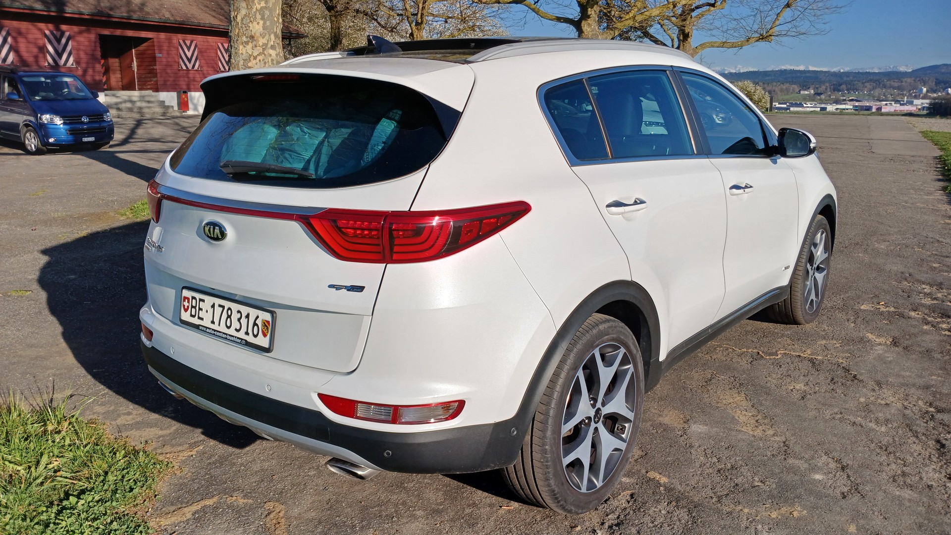 KIA Sportage 2.0CRDi Style GT Line 4WD Automat-image-6