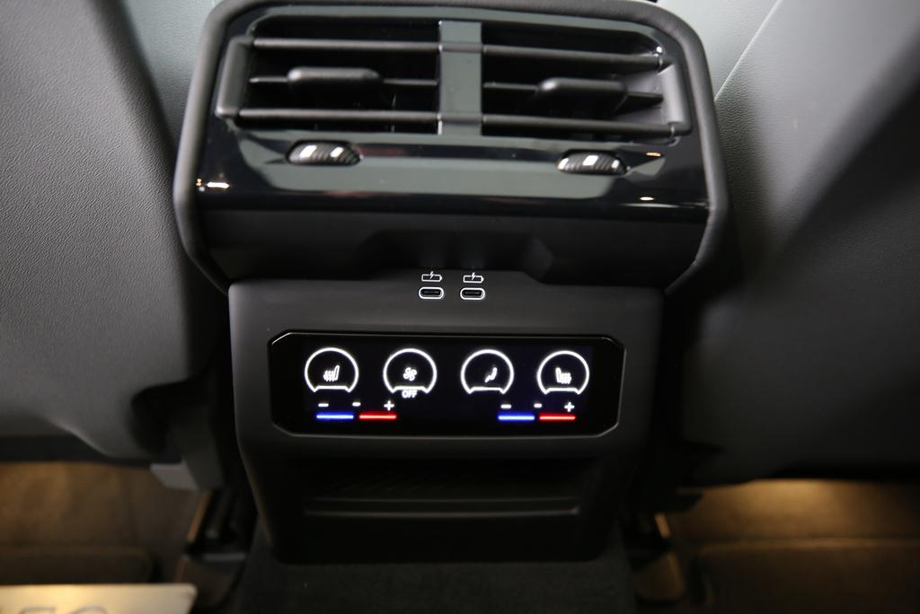 BMW 530e xDrive Touring-image-5