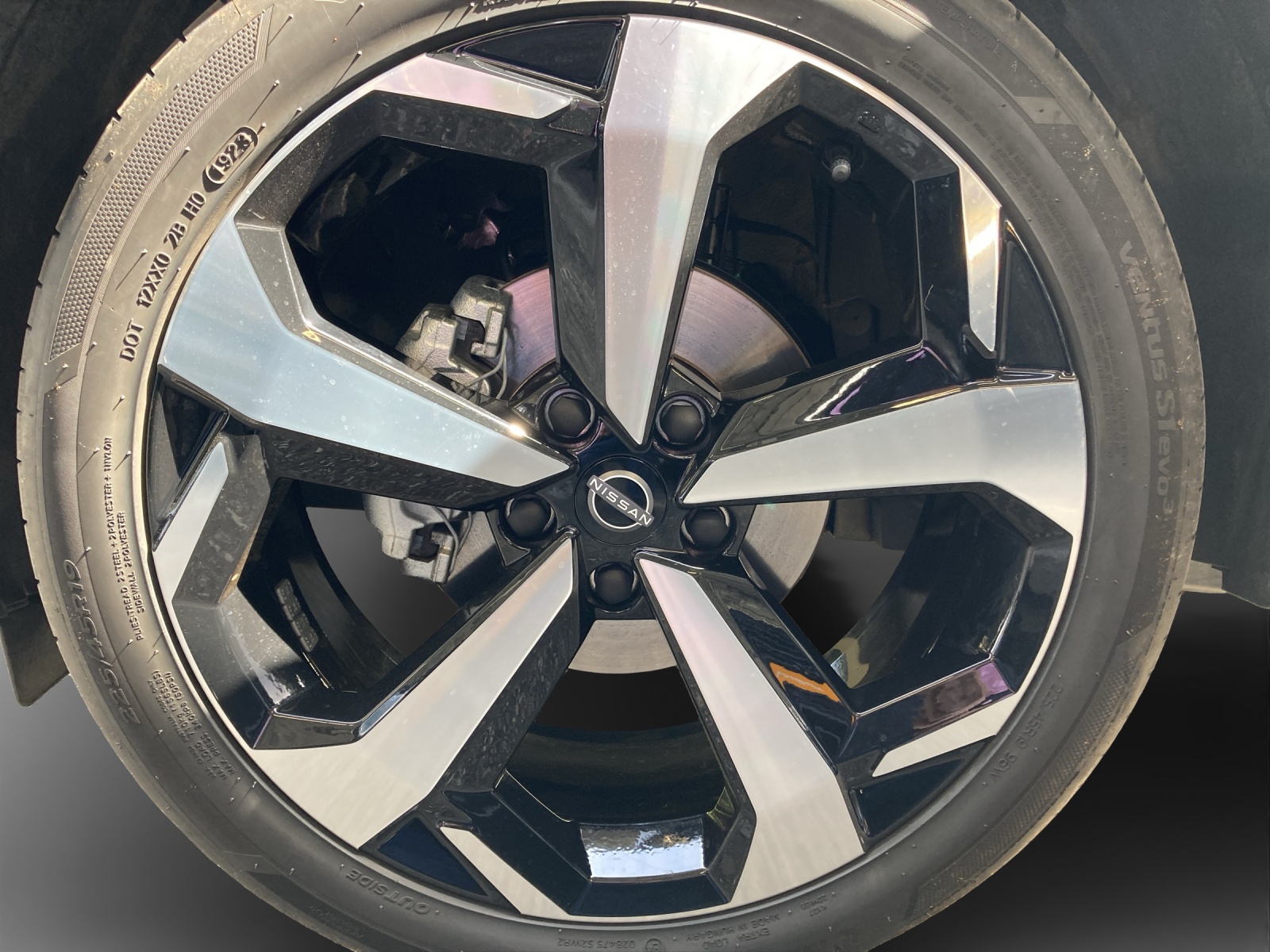 NISSAN Juke 1.6 FHEV N-Connecta-image-15