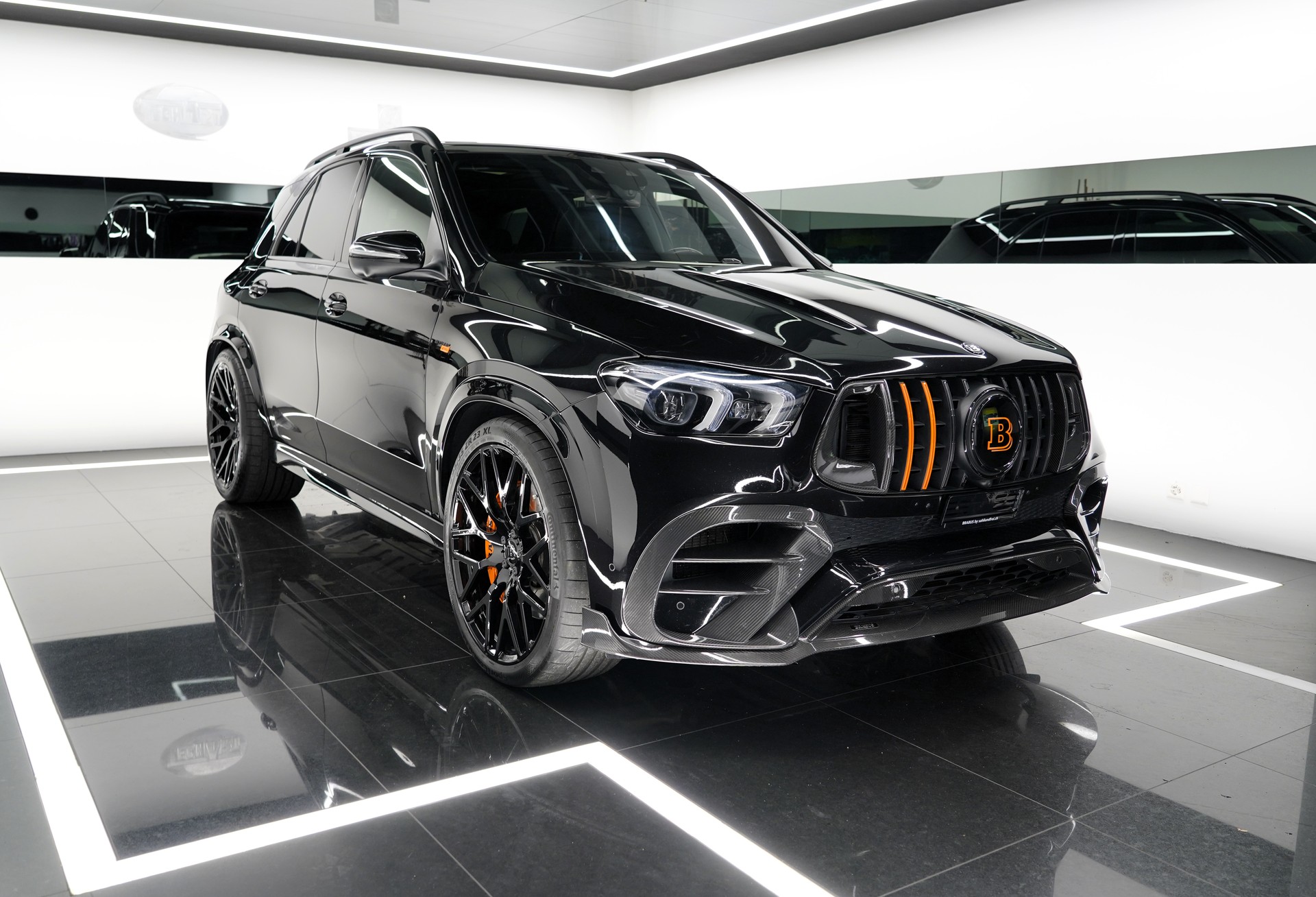 MERCEDES-BENZ GLE 63 S AMG 4Matic+ BRABUS 700-showroom-element-1
