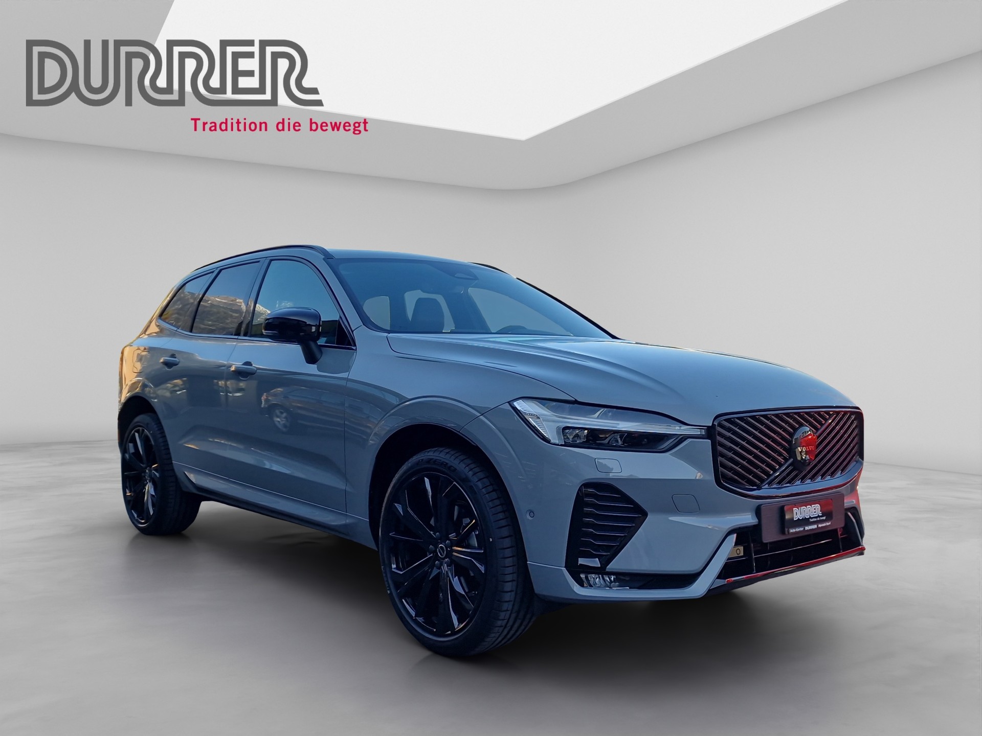 VOLVO XC60 2.0 B5 MH Black Edition AWD-image-5