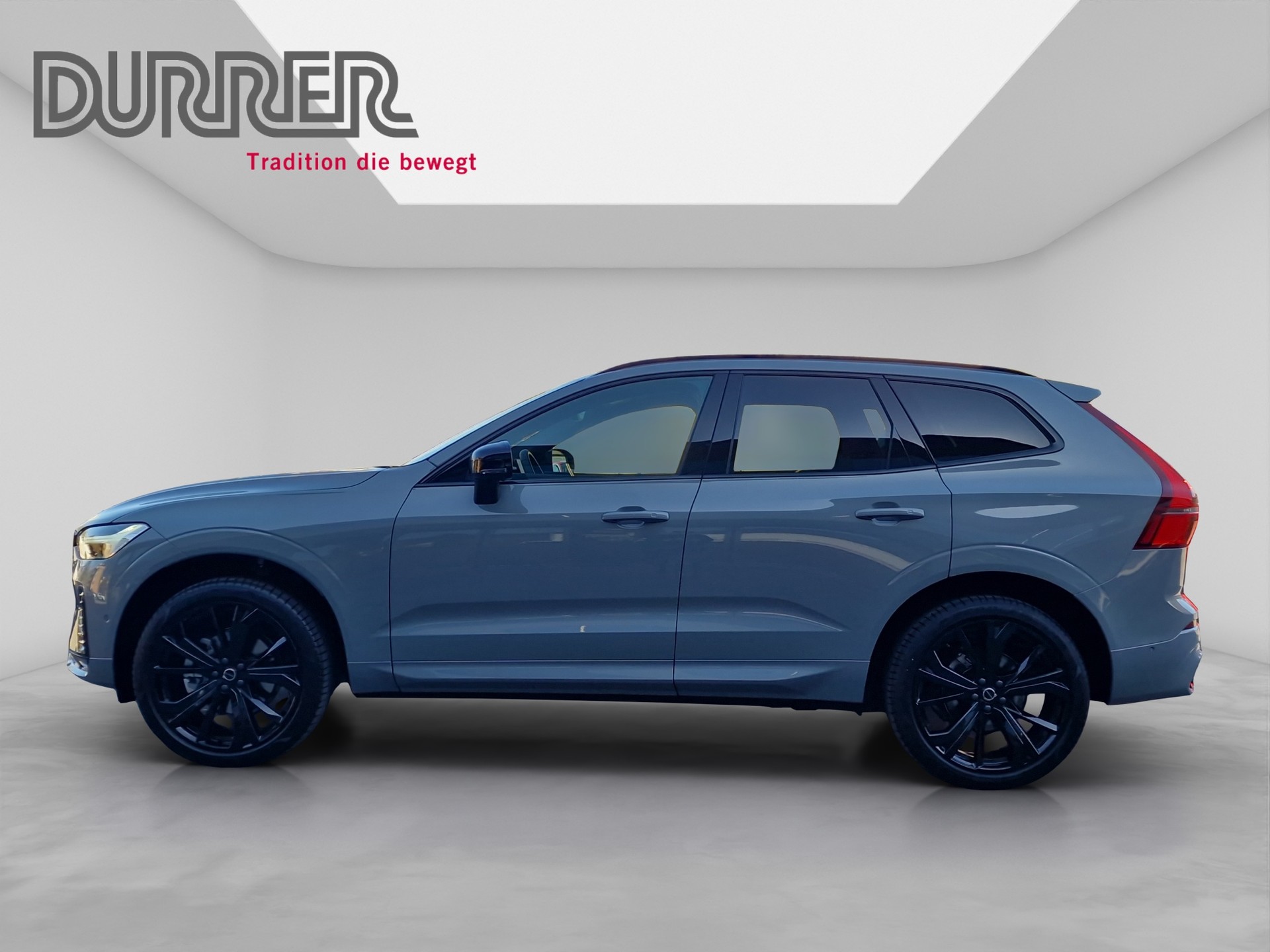 VOLVO XC60 2.0 B5 MH Black Edition AWD-image-1