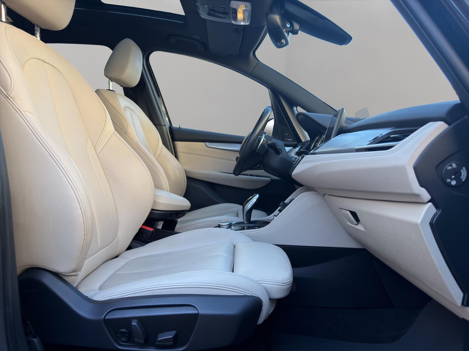 BMW 220d xDrive Gran Tourer Steptronic Luxury Line-image-10
