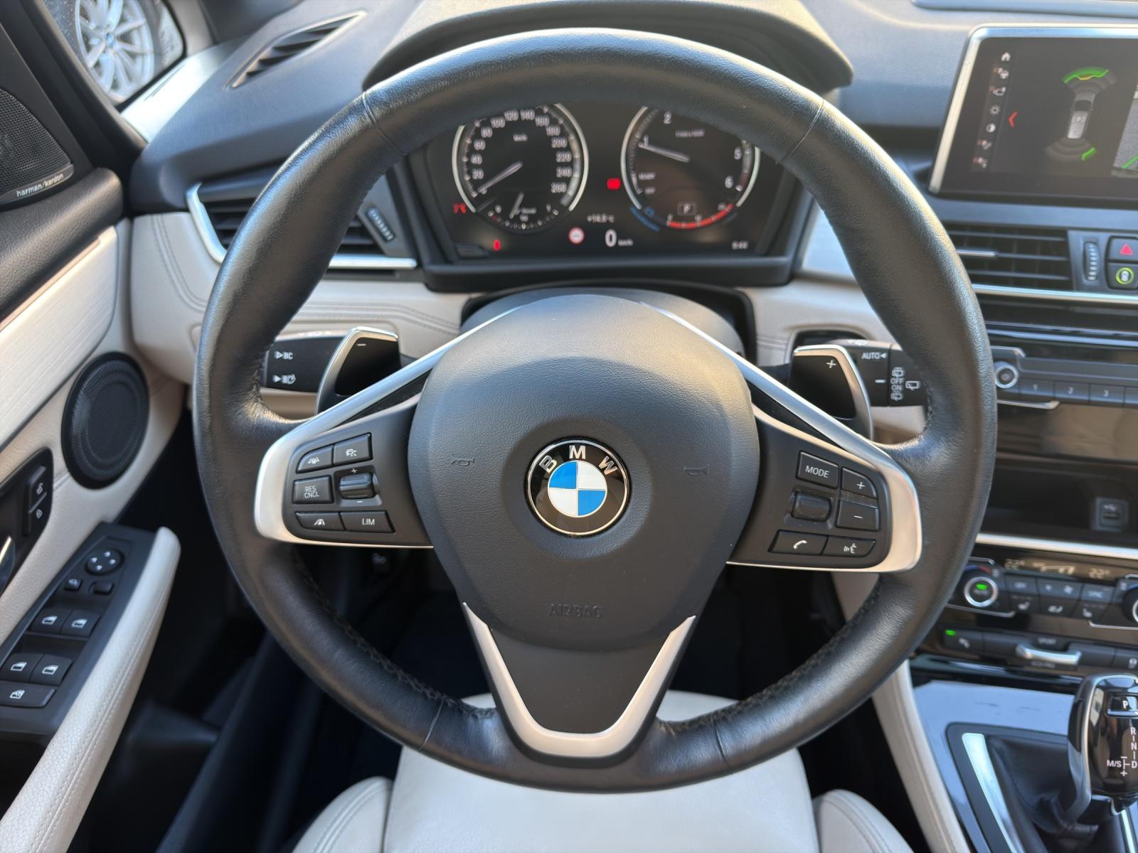 BMW 220d xDrive Gran Tourer Steptronic Luxury Line-image-12