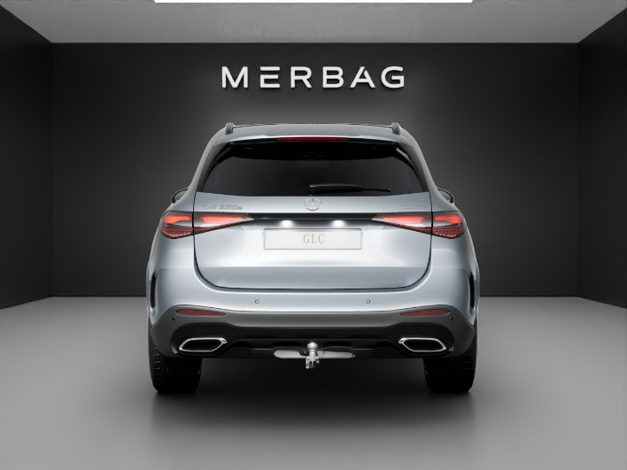 MERCEDES-BENZ GLC 300 e 4Matic EQ Star 9G-Tronic-image-2