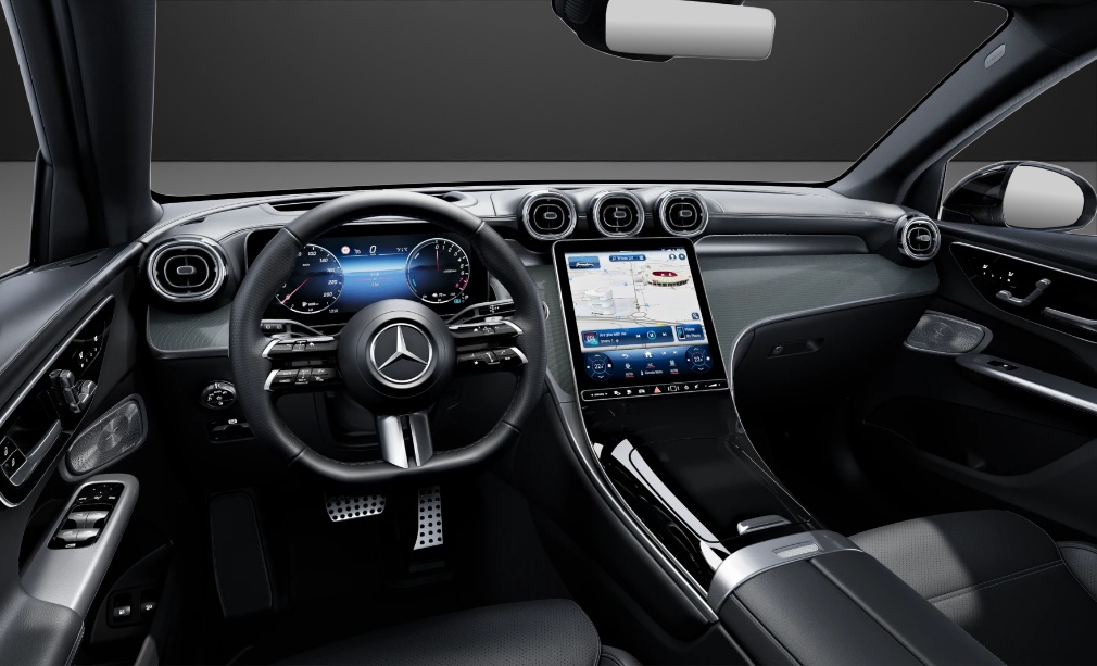 MERCEDES-BENZ GLC 300 e 4Matic EQ Star 9G-Tronic-image-6