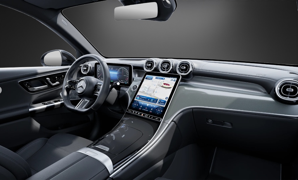 MERCEDES-BENZ GLC 300 e 4Matic EQ Star 9G-Tronic-image-7