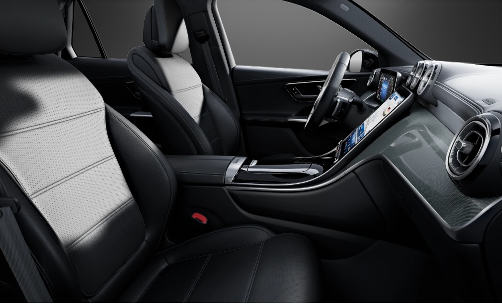 MERCEDES-BENZ GLC 300 e 4Matic EQ Star 9G-Tronic-image-8