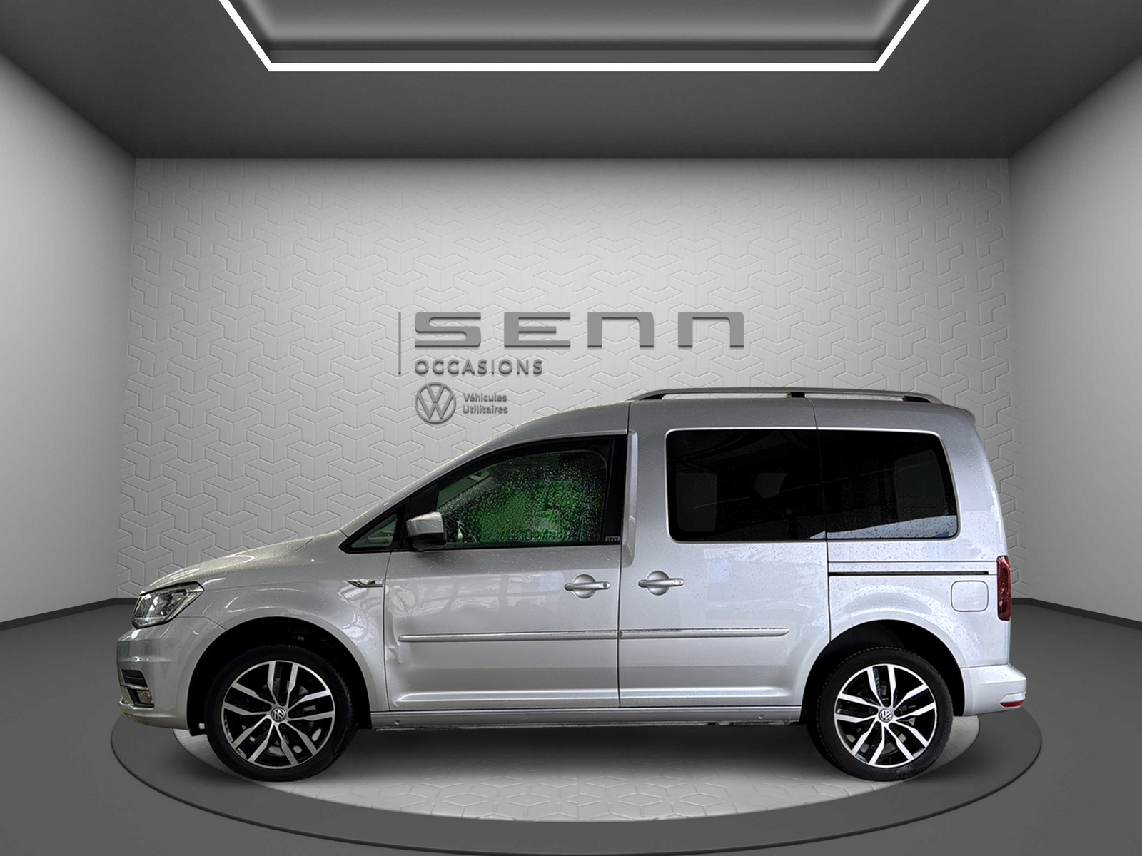 VW Caddy 2.0 TDI Generation Four DSG-image-2