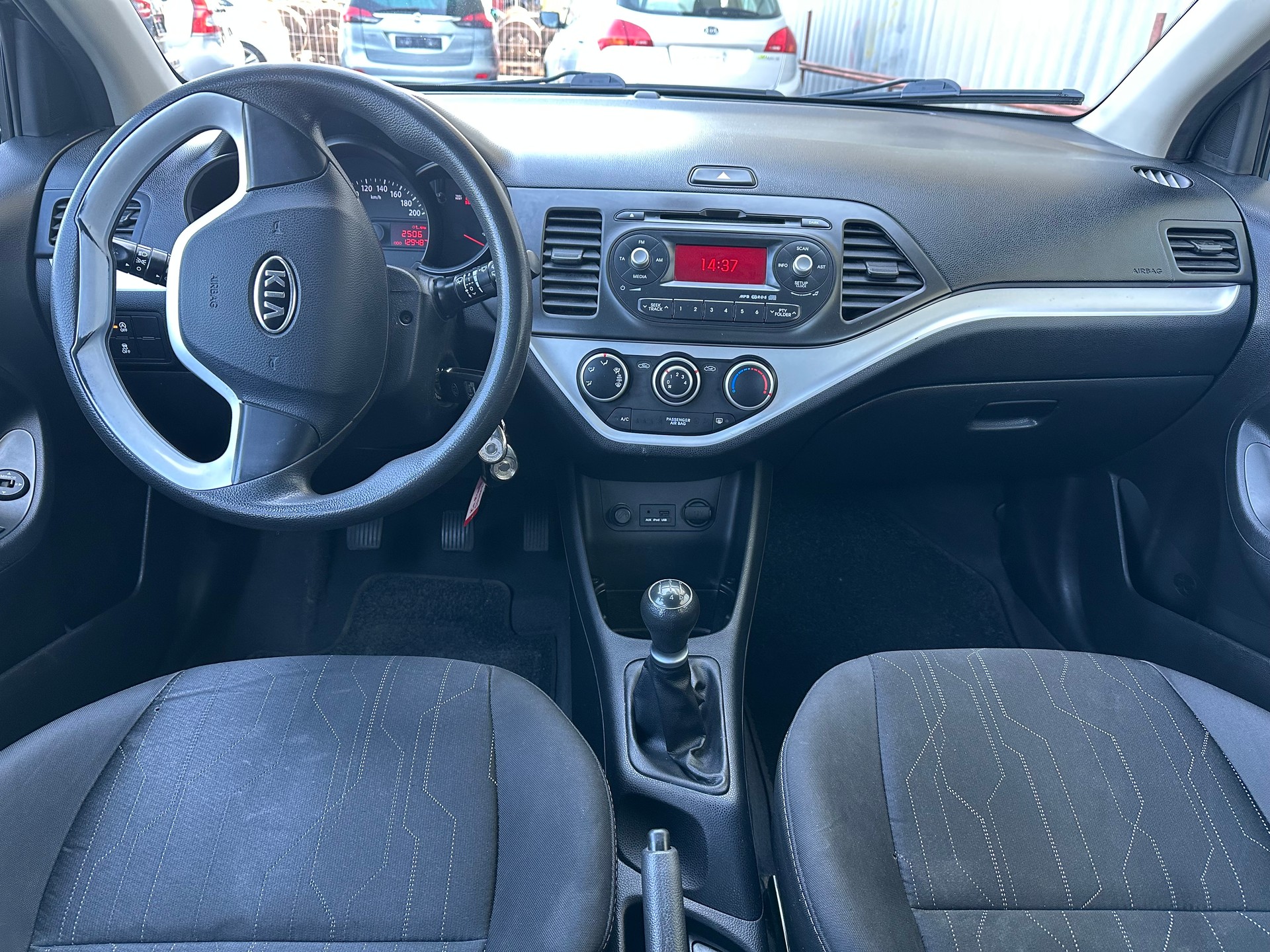 KIA Picanto 1.0 CVVT Trend-image-5