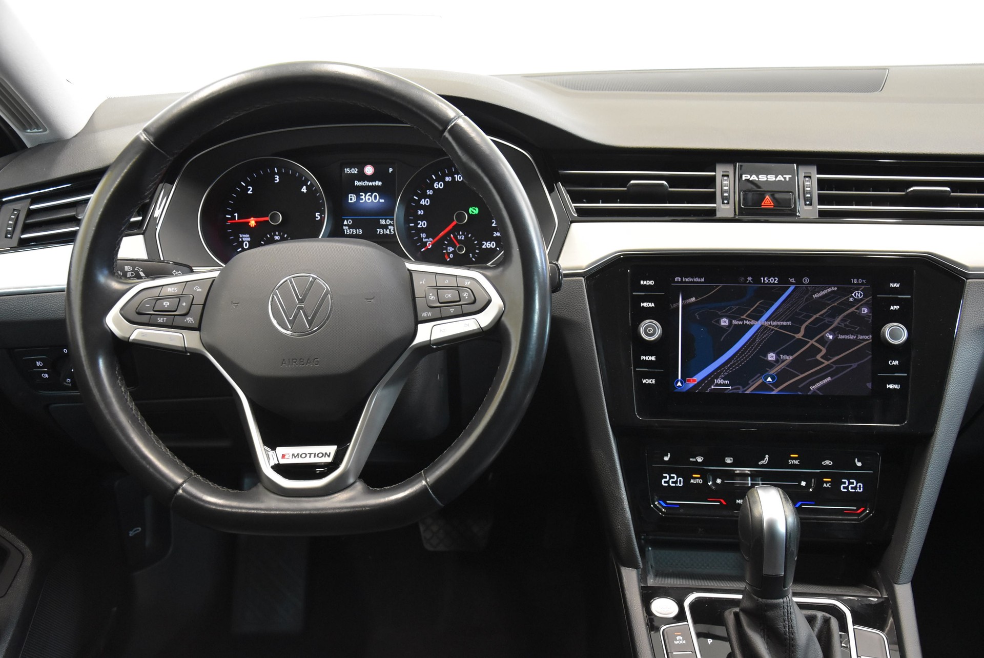 VW Passat 2.0 TDI BMT Elegance 4Motion DSG-image-5