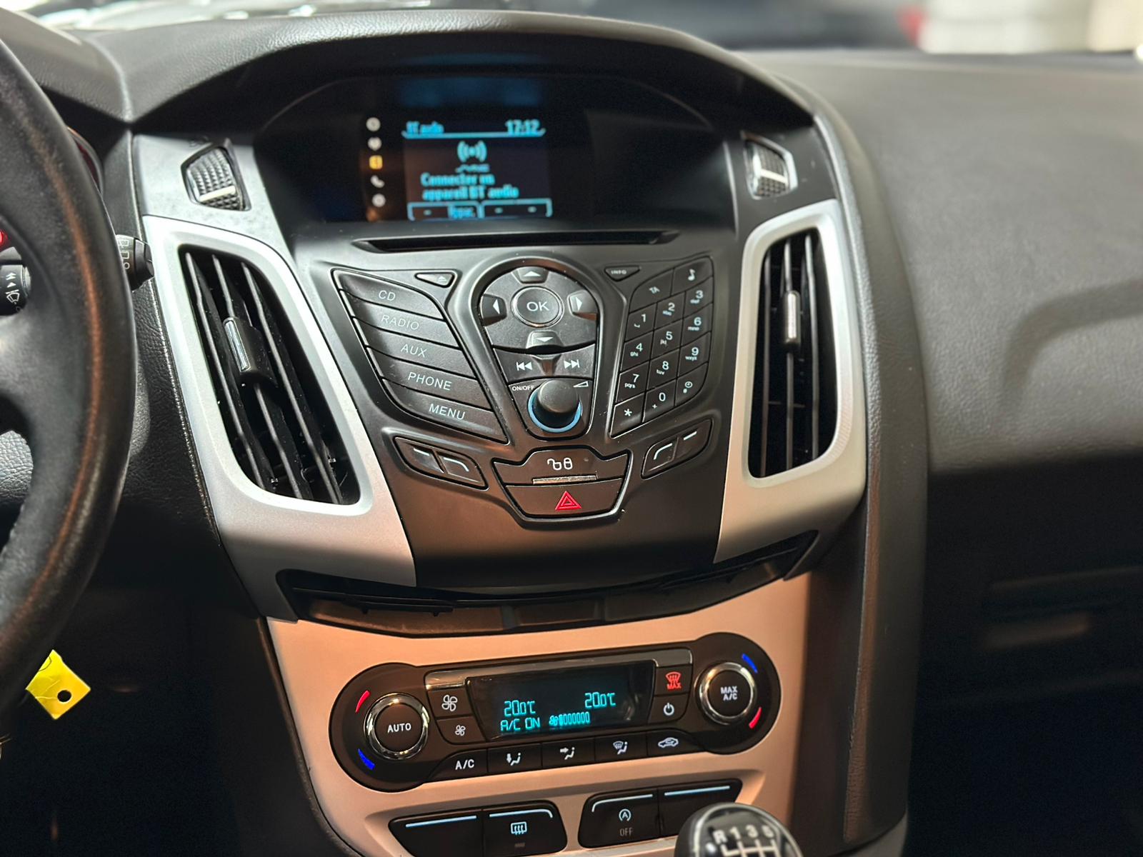 FORD Focus 1.0 SCTi Carving-image-10