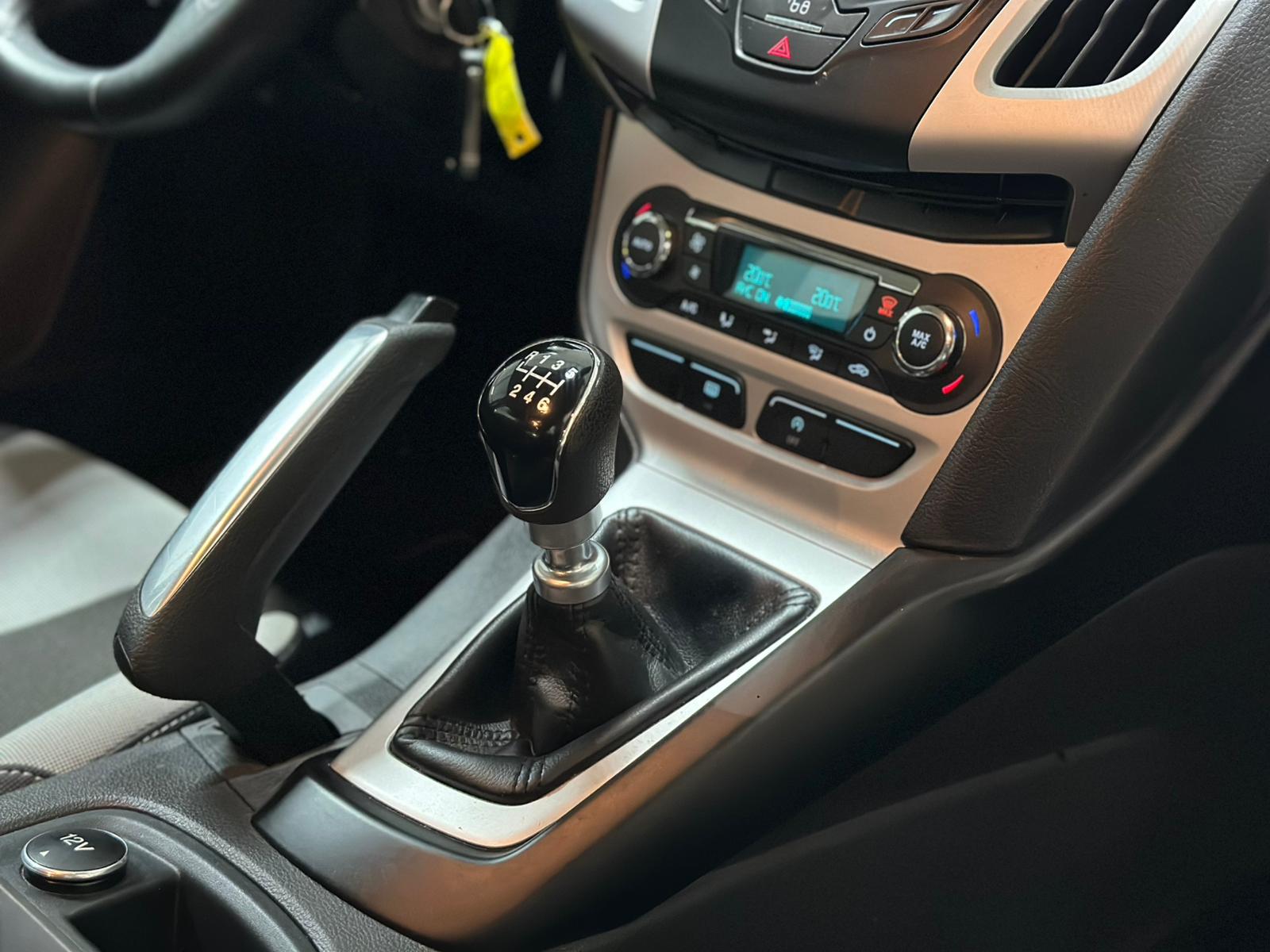 FORD Focus 1.0 SCTi Carving-image-13