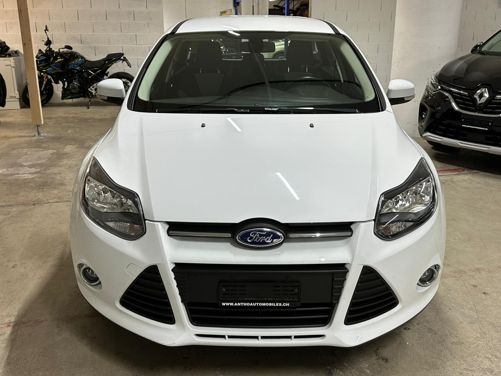 FORD Focus 1.0 SCTi Carving-image-1