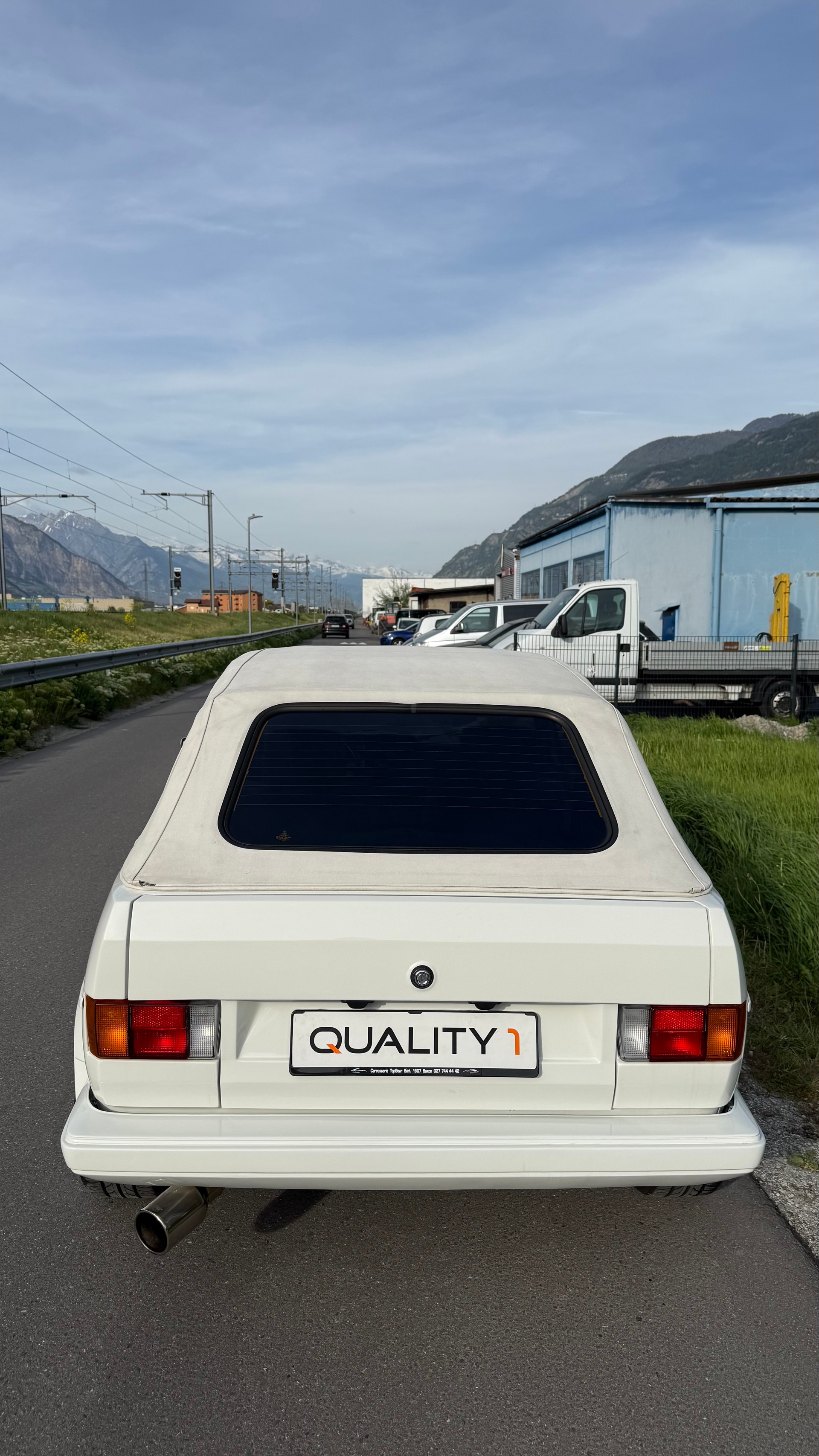 VW Golf Cabriolet 1800 GLI-image-12