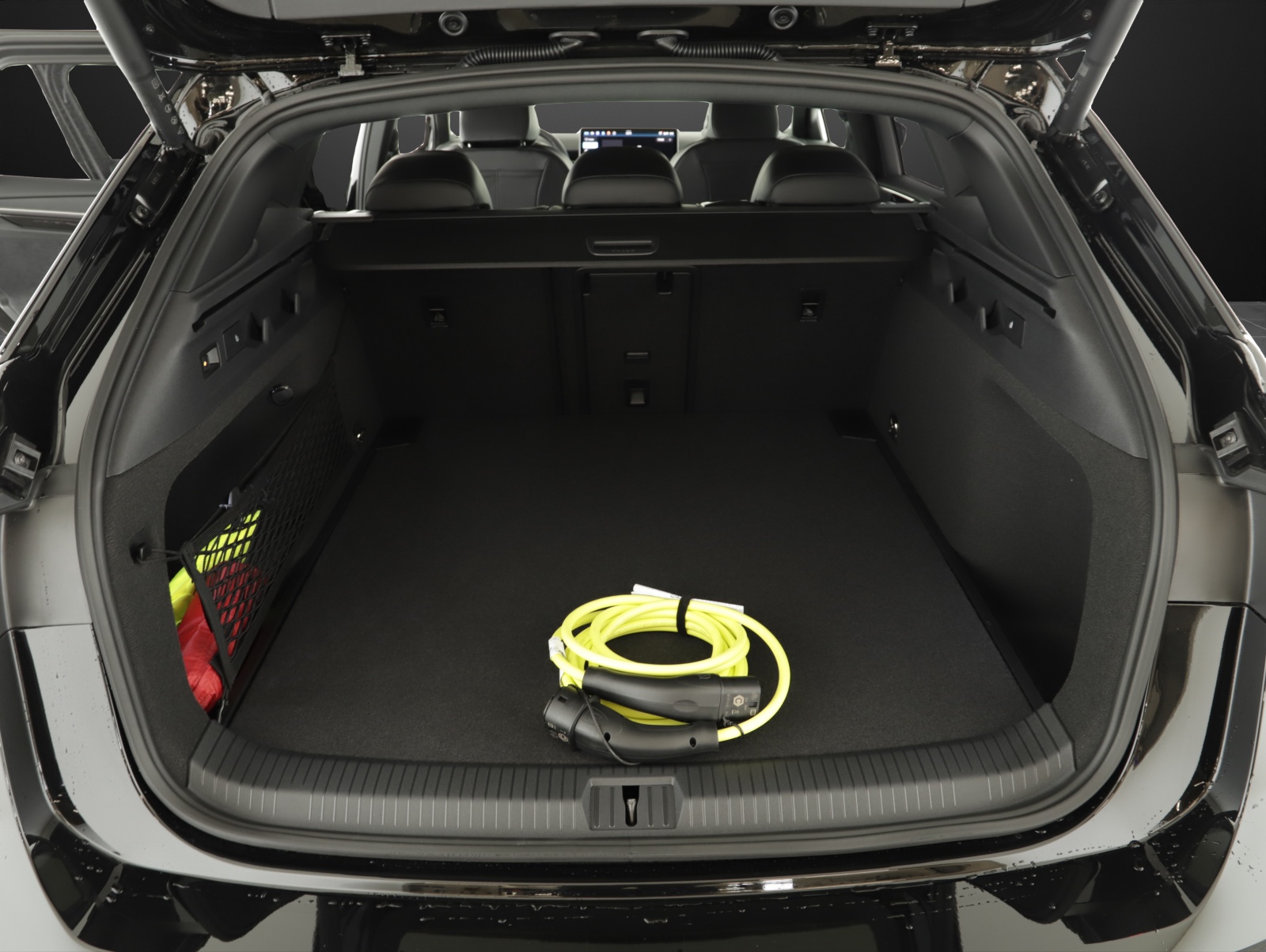 VW ID.7 Tourer Pro S 86 kWh Pro S-image-12