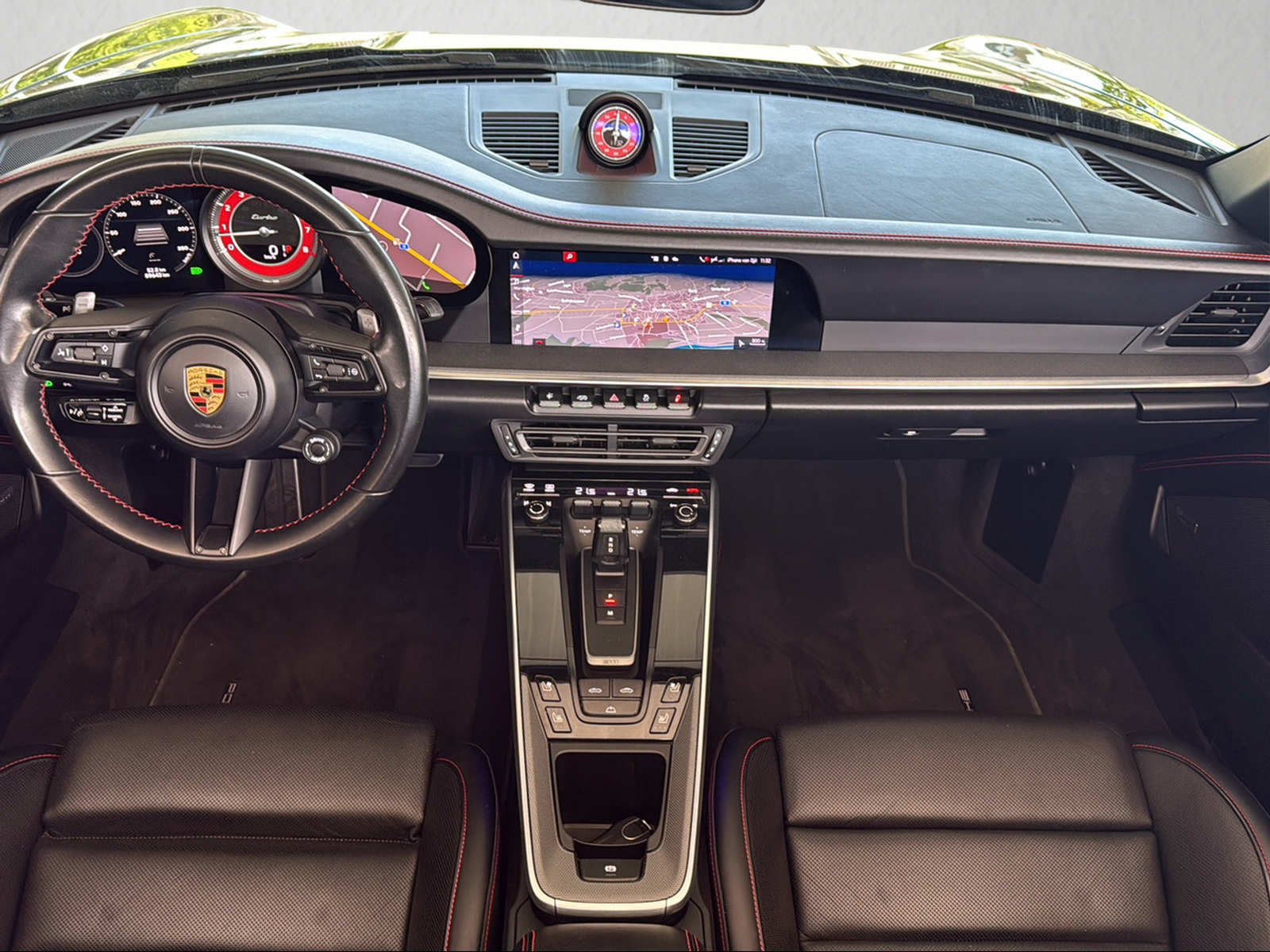PORSCHE 911 Turbo Cabriolet PDK-image-15