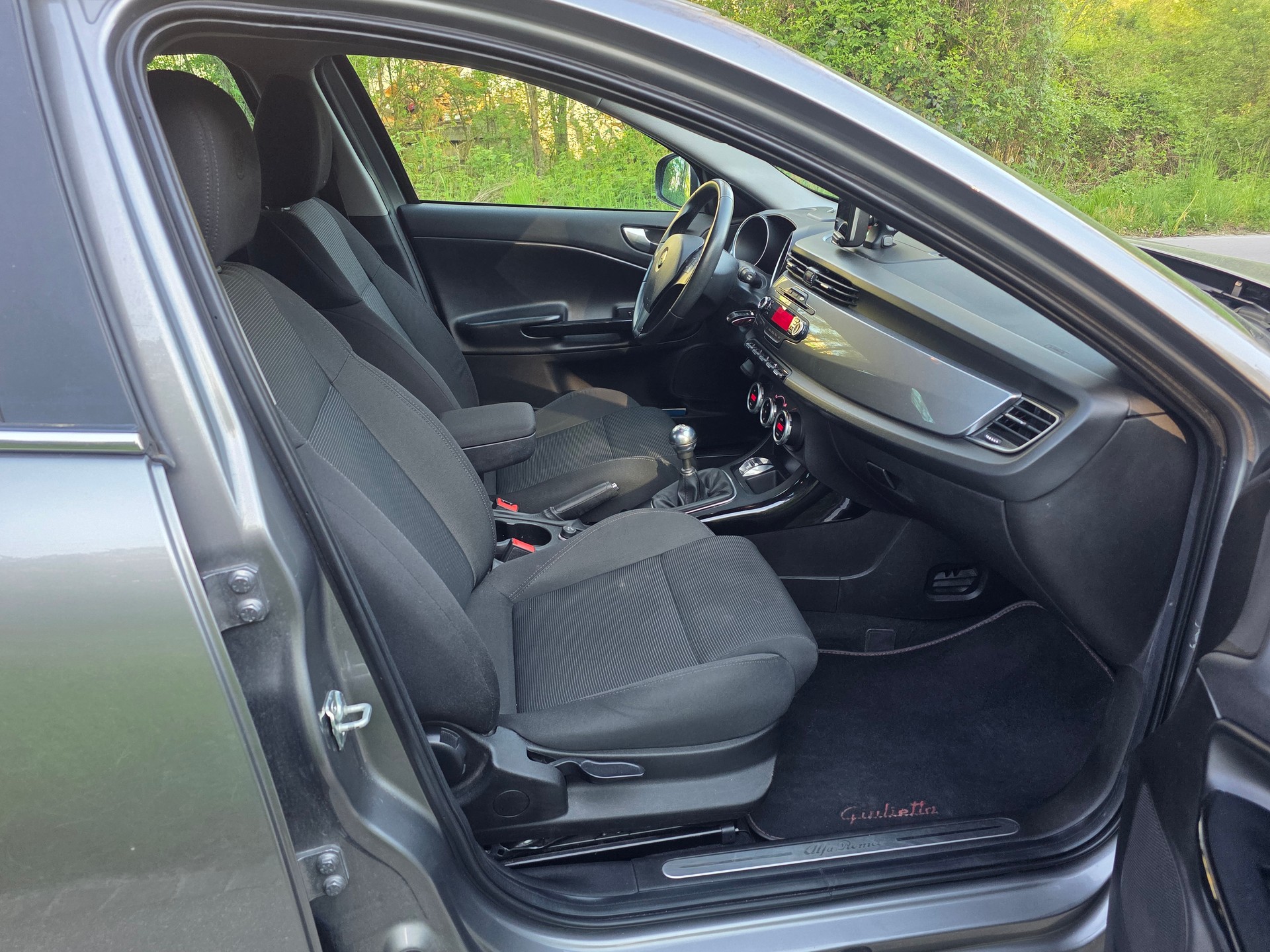 ALFA ROMEO Giulietta 1.4 T Distinctive / Neu ab Mfk-image-8