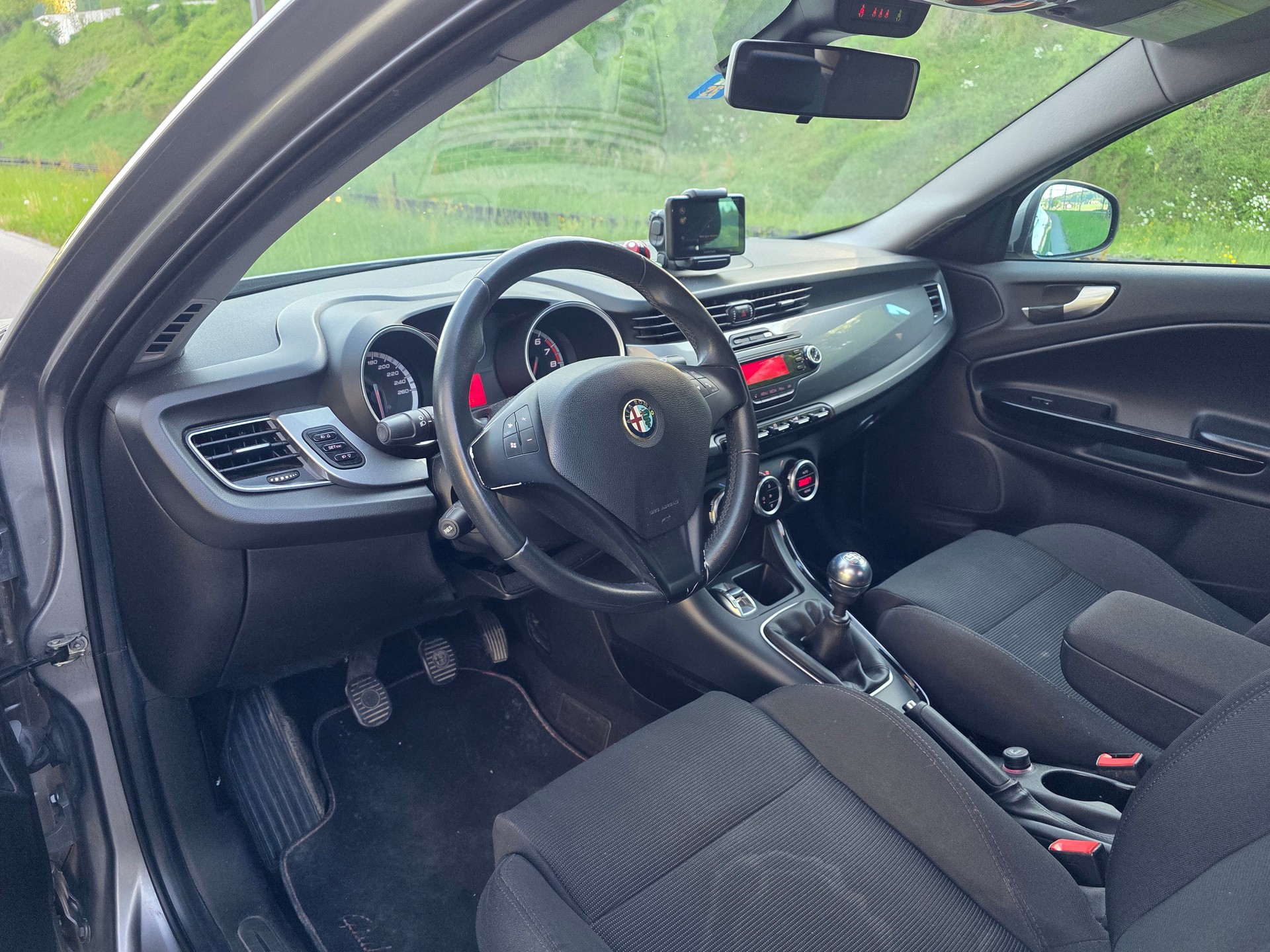 ALFA ROMEO Giulietta 1.4 T Distinctive / Neu ab Mfk-image-10