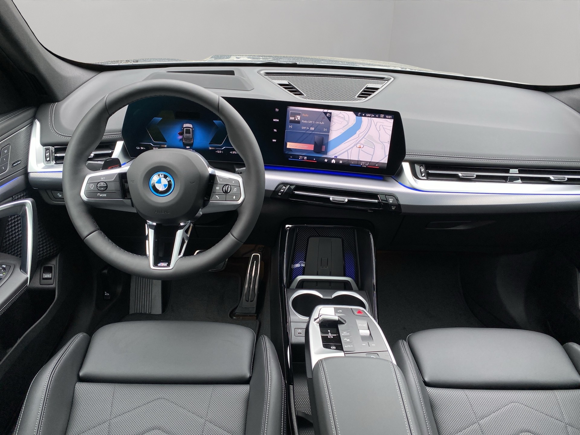 BMW iX1 xDrive 30 M Sport Pro-image-14