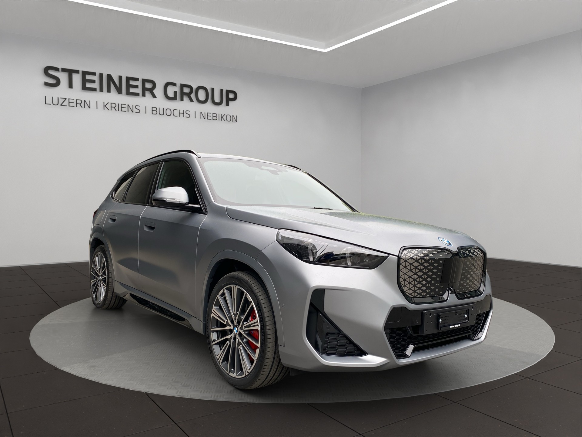 BMW iX1 xDrive 30 M Sport Pro-image-2