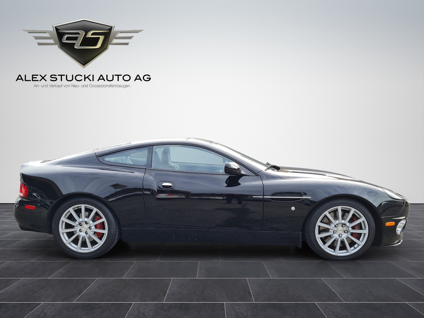 ASTON MARTIN Vanquish V12 S 5.9-48-image-4