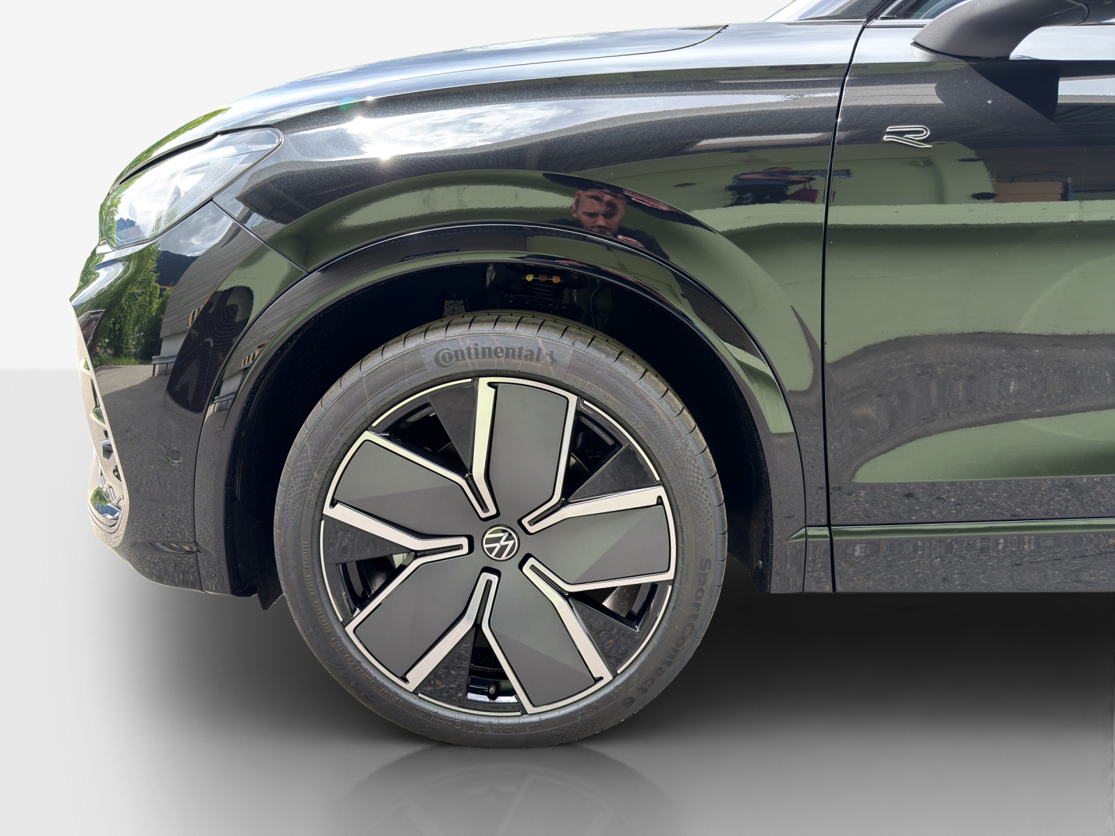 VW Tiguan 2.0 TSI DSG R-Line 4Motion-image-15