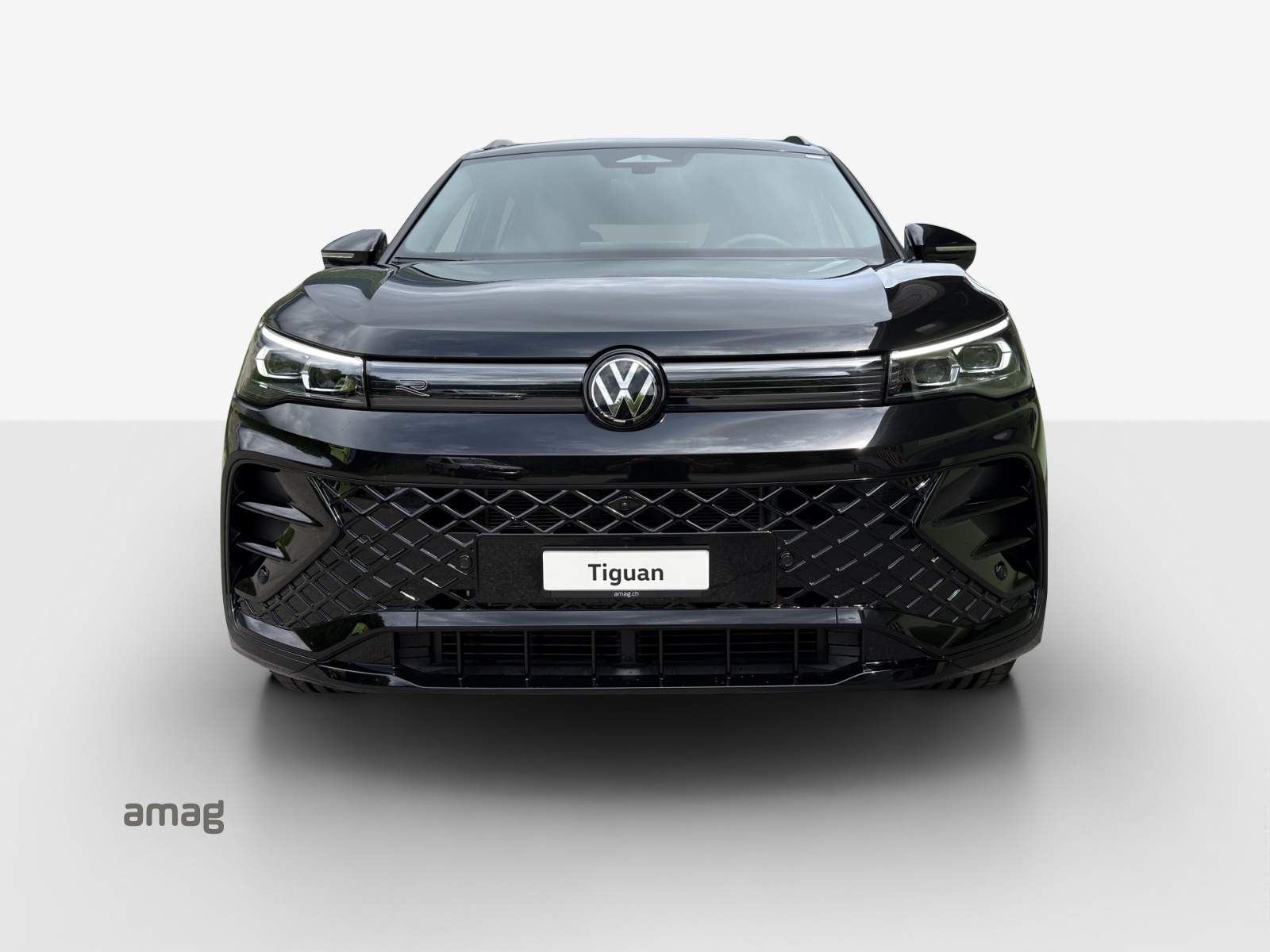 VW Tiguan 2.0 TSI DSG R-Line 4Motion-image-6