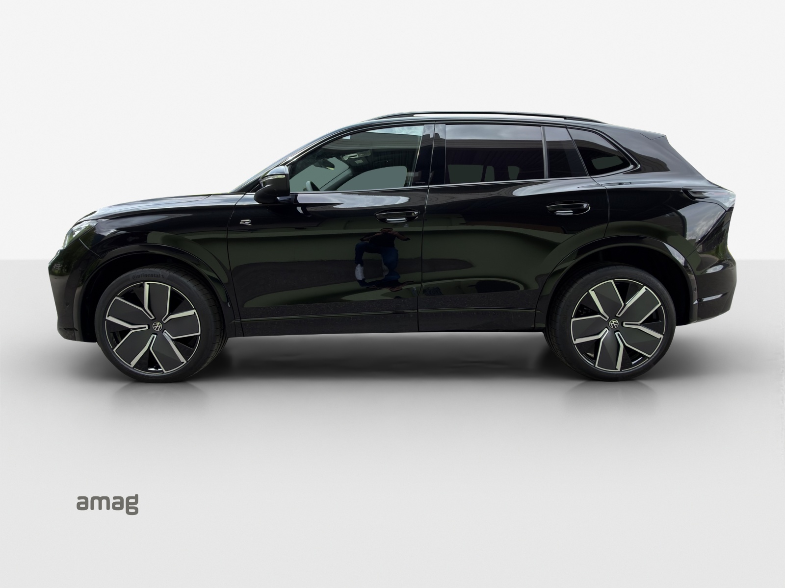 VW Tiguan 2.0 TSI DSG R-Line 4Motion-image-1