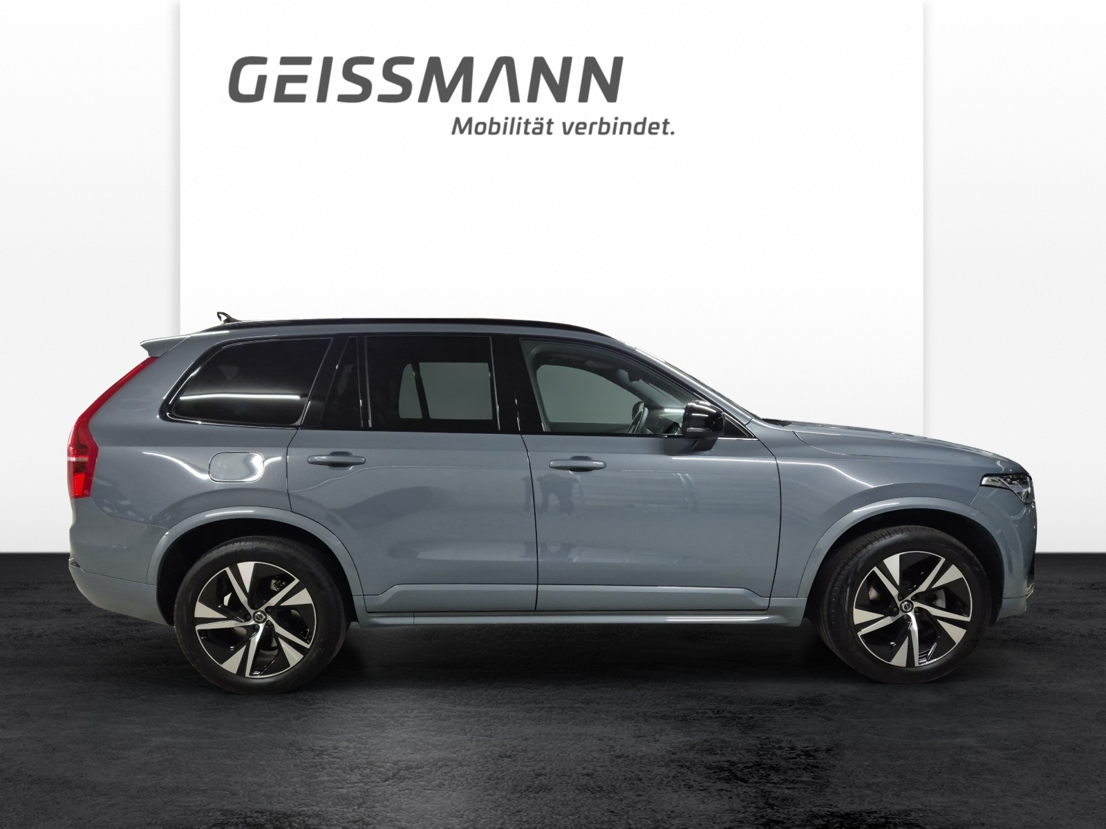 VOLVO XC90 2.0 B5 MH R-Design 7P. AWD-image-3