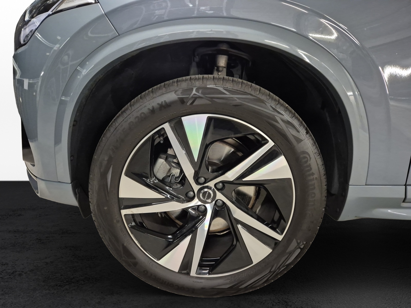 VOLVO XC90 2.0 B5 MH R-Design 7P. AWD-image-19