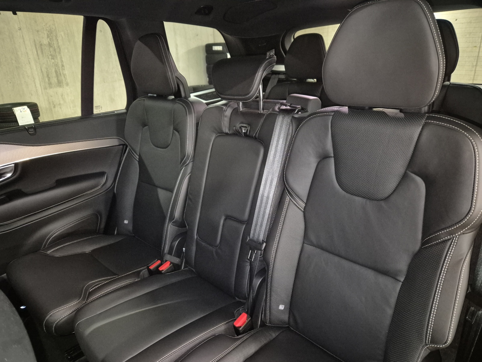 VOLVO XC90 2.0 B5 MH R-Design 7P. AWD-image-11