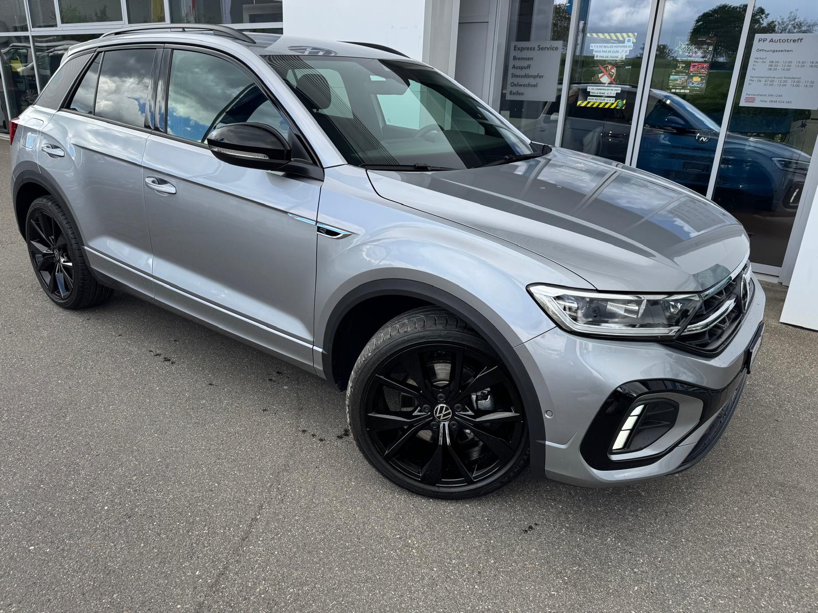 VW T-Roc 2.0 TSI R-Line DSG 4Motion-image-1