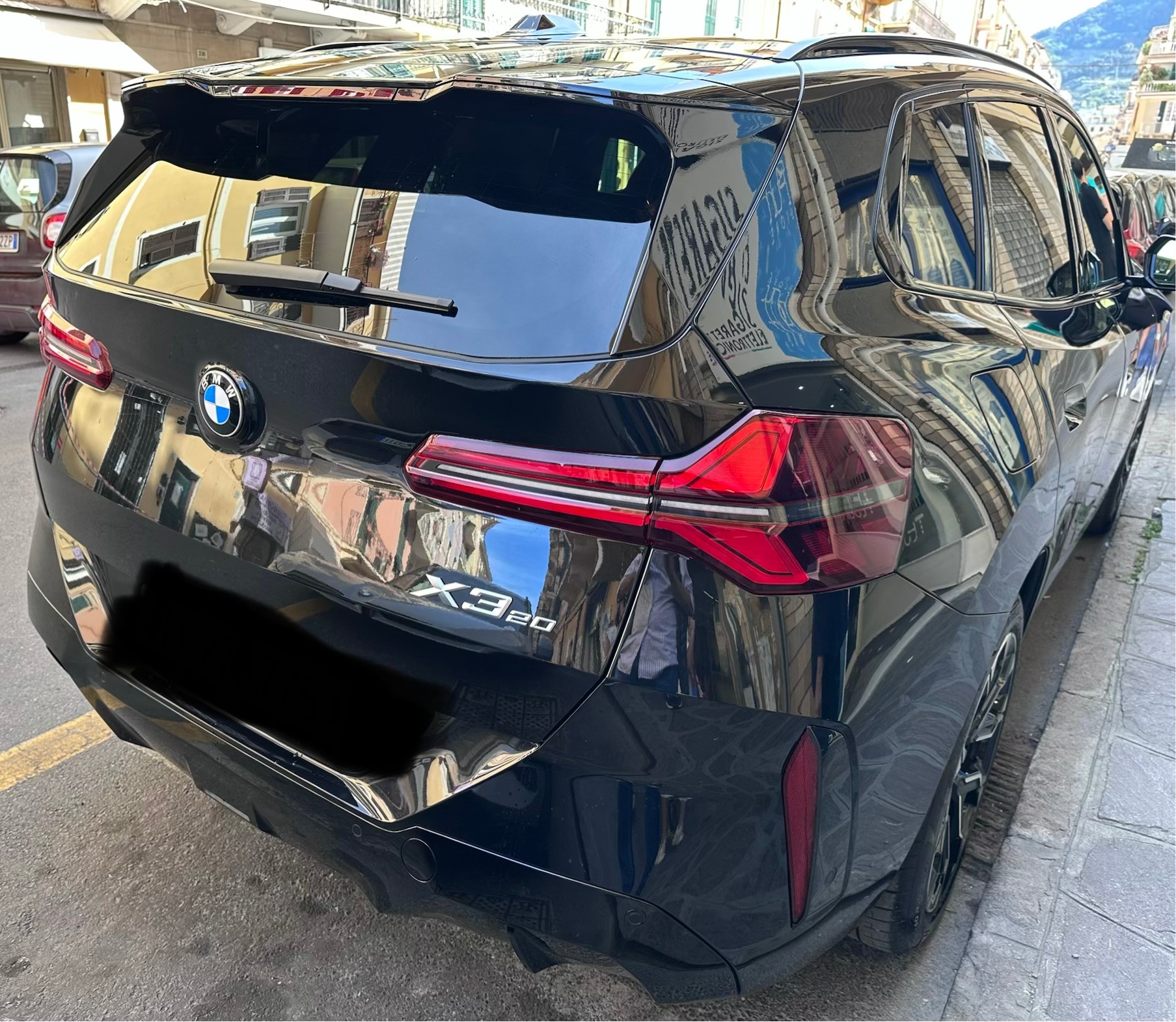 BMW 20i xDrive 48V M Sport Pro - Garanzia BMW - possibilità subentro a leasing-image-1
