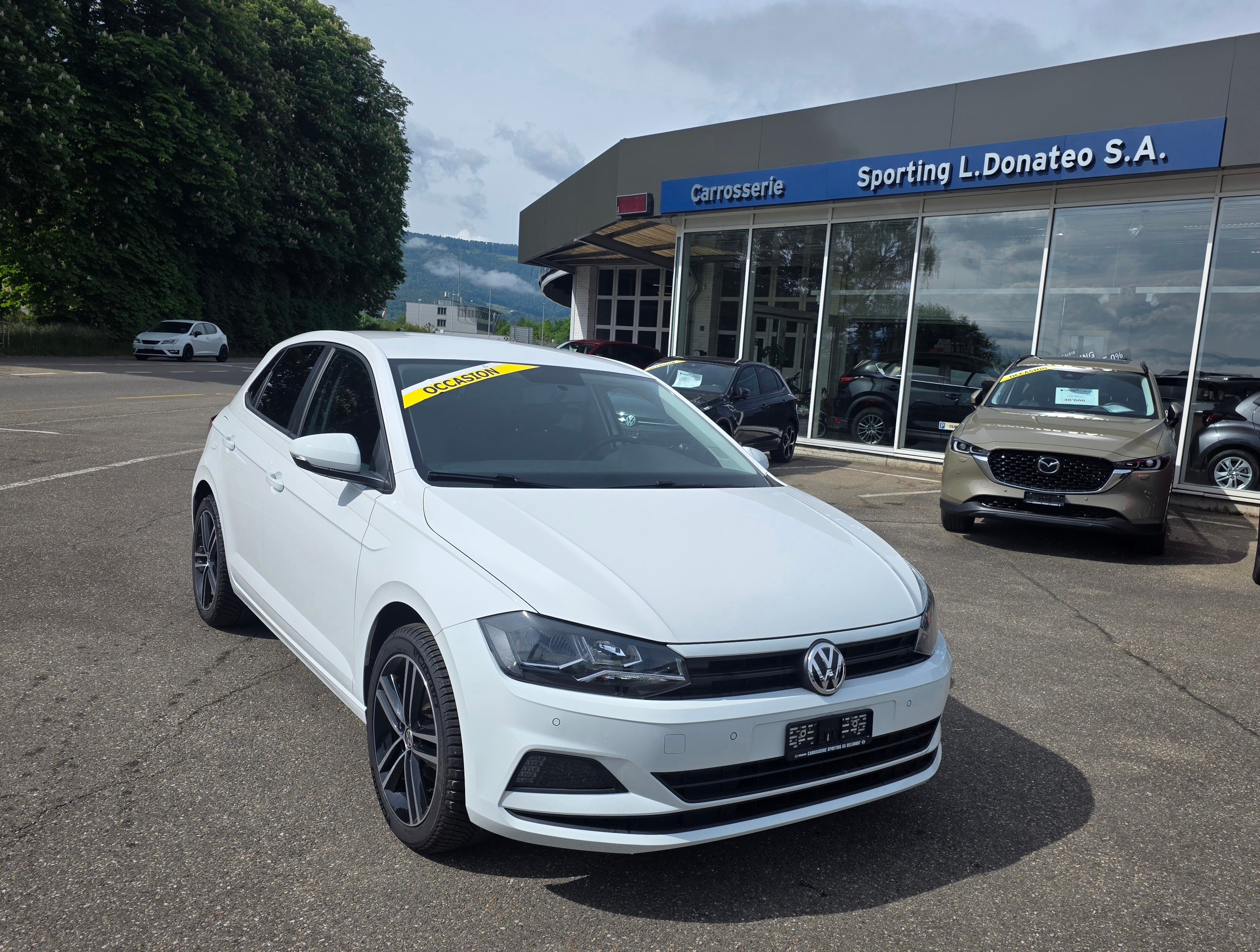 Car photo