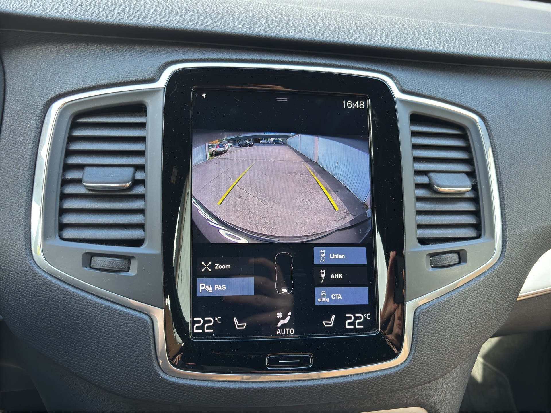 VOLVO XC90 2.0 T6 Momentum 7P. AWD-image-20
